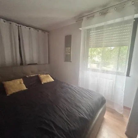 3 Cozy Rooms, 2 Steps From Bordeaux-merignac!